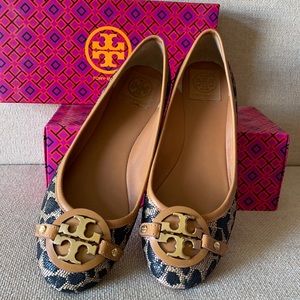 Tory Burch flats